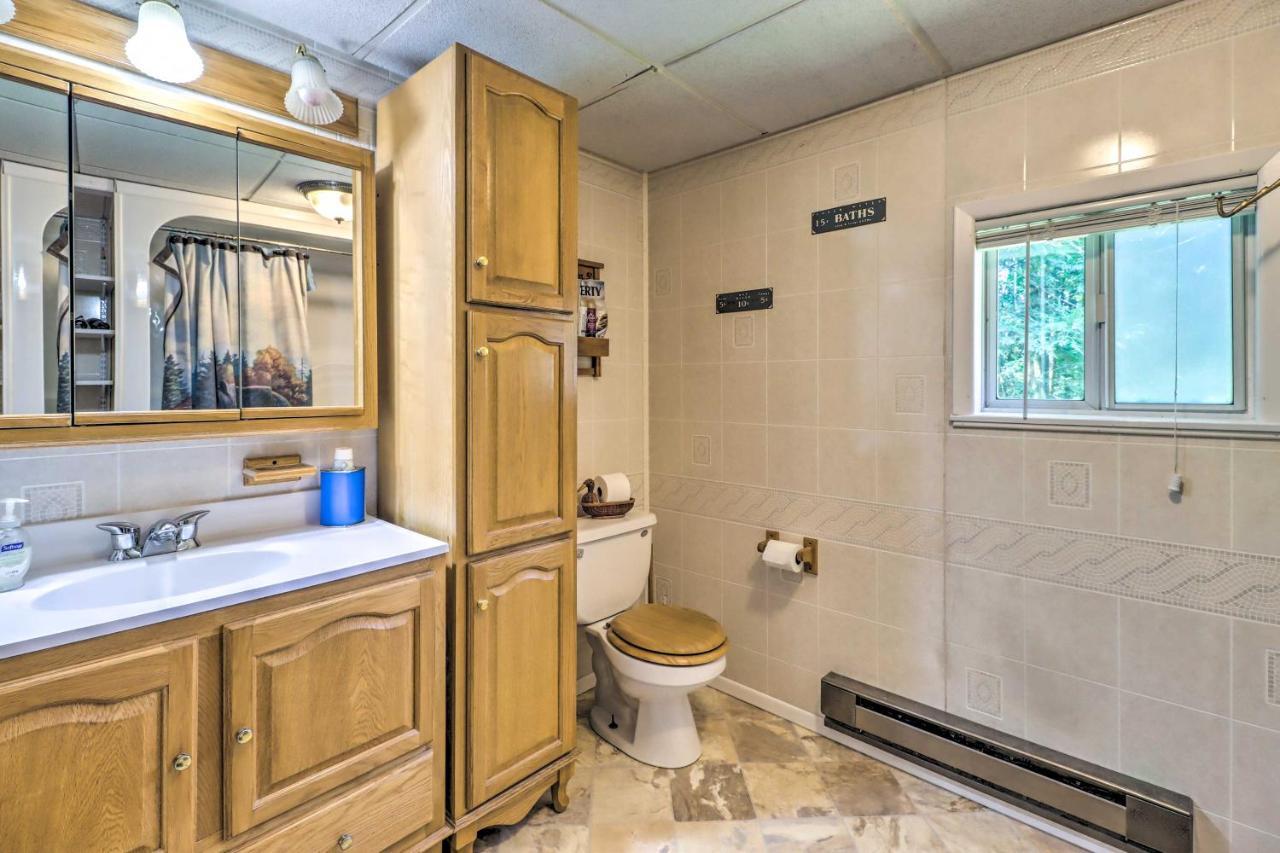 Secluded And Quiet Pocono Mountain With Hot Tub! *